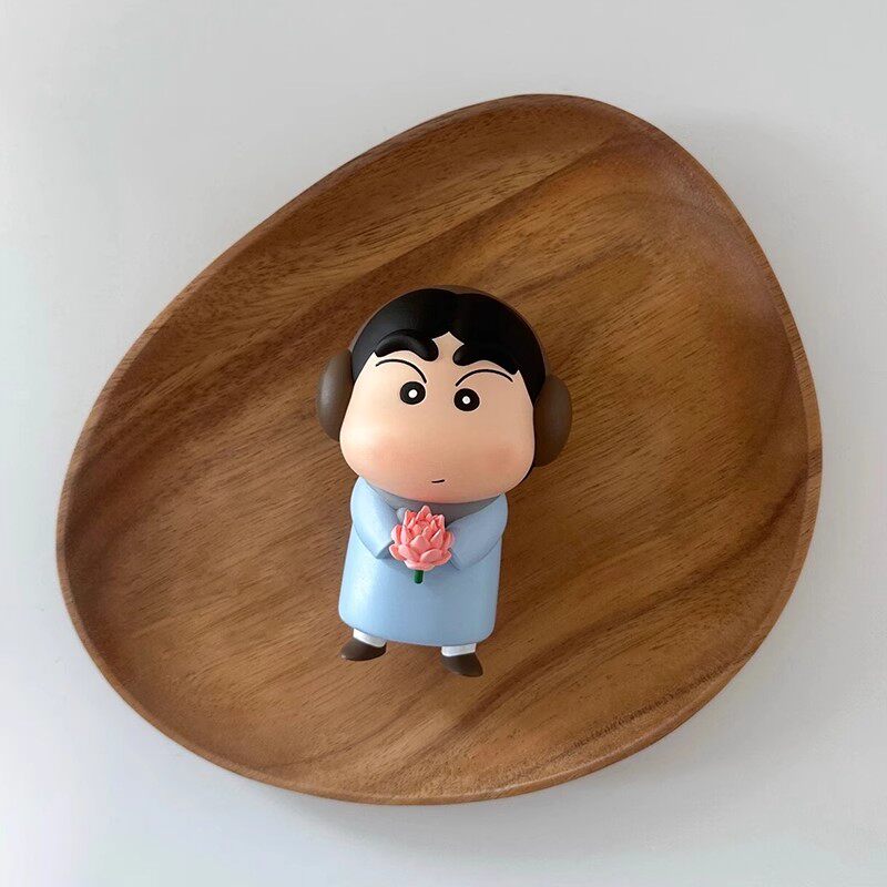 请回答1988正峰蜡笔小新摆件手捧莲花好运莲莲办公室桌面生日礼物