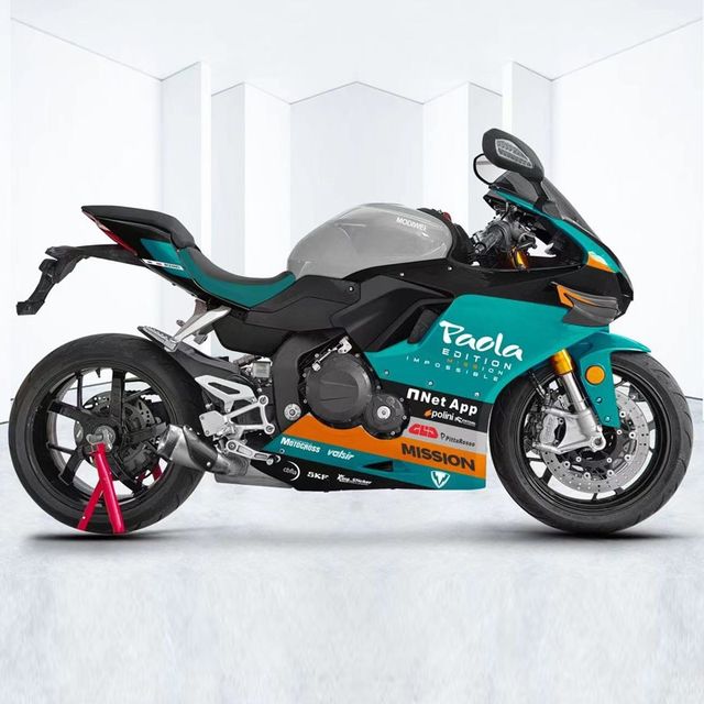 800CC four-cylinder sports car motorcycle 8v00RS Modiwei. Pay a deposit of 3,000 in advance and a final payment of 35,980.