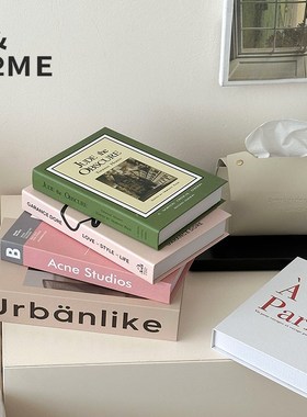 ins小众假书英文仿真书装饰书粉色软装桌面杂志装饰摆件摄影道具