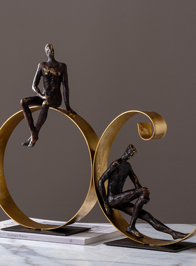 现代创意人物雕塑摆件办公桌面抽象艺术装饰家居饰品乔迁新居礼品