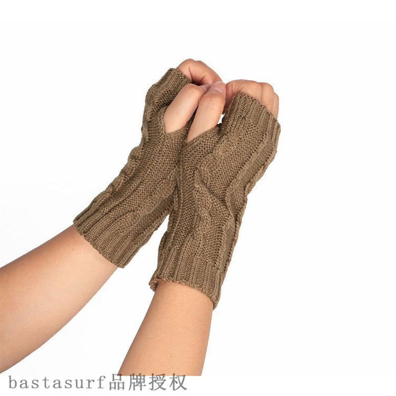 网红Spot 8-shaped twist gloves 8-shaped twist knitted gloves - 图2