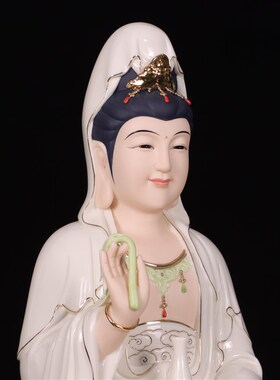 新品南海观音菩萨家用坐莲观音佛C像德化瓷手工居家工艺品客厅中