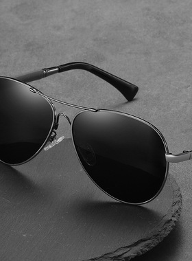 新款变色防蓝光太阳镜男士记忆飞行员偏光墨镜驾驶开车司机镜2026