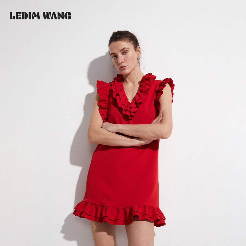 LEDIM WANG设计感荷叶边红色无袖连衣裙女2025春夏新款宽松短裙,淘宝优惠券,粉丝福利购,淘宝优惠卷