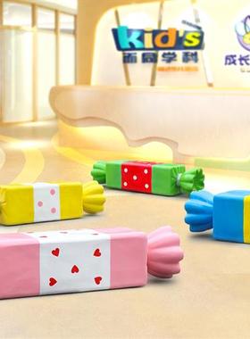 户外坐凳卡通糖果座椅雕塑休闲长椅玻璃钢摆件商场美陈幼儿园装饰