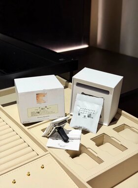 高级感小枕头车载香薰慵懒周末汽车出风口香氛车内除异味衣柜香挂