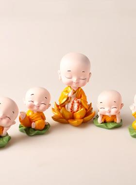 点头沙弥车内小和尚摇头汽车摆件一禅意车载中控台佛像公仔小摆件