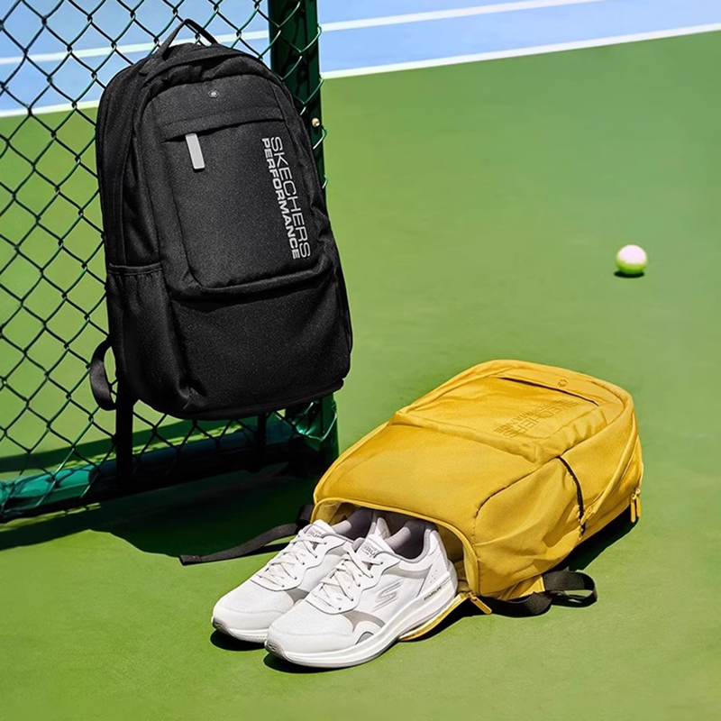 Skechers斯凯奇2024年秋季新品舒适运动系列防泼水面料双肩背包