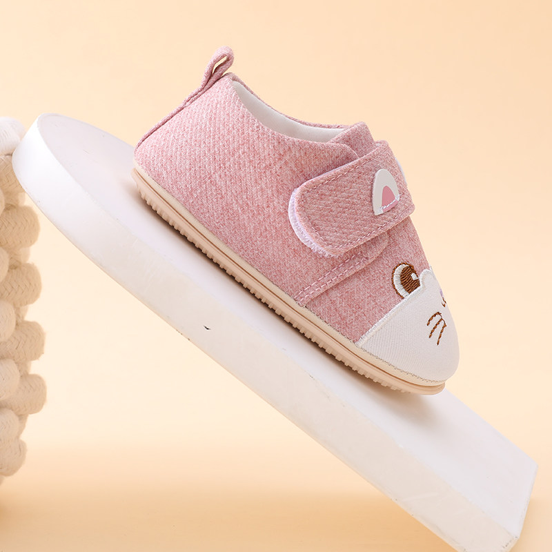 春秋新款软底婴儿学步鞋0-1岁防滑不掉3-6-9个月男女宝宝新生儿鞋