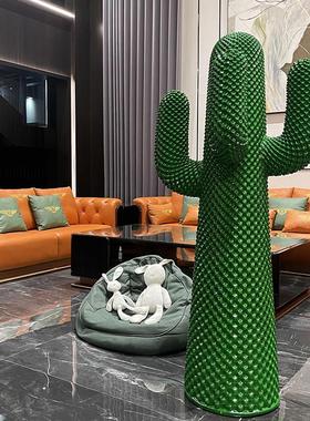 意大利潮流仙人掌衣帽架绿色定制落地大摆件网红家居轻奢客厅雕塑