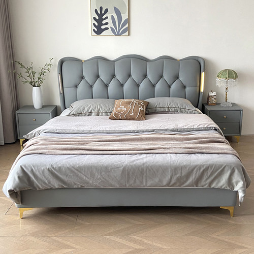 意式真皮床主卧双人大床2米2米2软包床1.8米小户型带储物实木皮床 - 图0