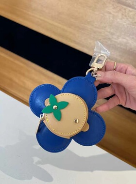 多巴胺黑色真皮花朵钥匙扣挂件