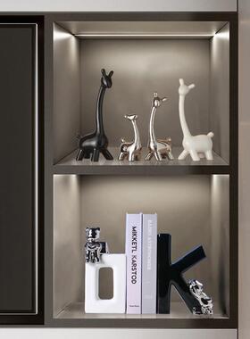 现代简约摆件轻奢高档家居电视柜酒柜餐边柜装饰品客厅玄关高级感