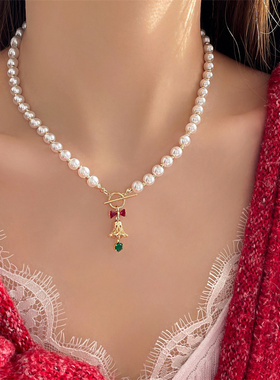 极速圣诞b系列珍珠项链女轻奢小众秋冬毛衣链配饰新款2023爆款锁