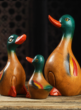 新品泰国实木鸭子木雕工艺品家z居桌面摆设酒柜博古架室内装饰品