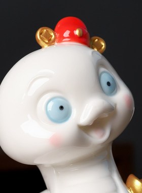 国潮十二生肖蛇陶瓷摆o件工艺品创意招财镇宅瓷器家居灵蛇补角摆