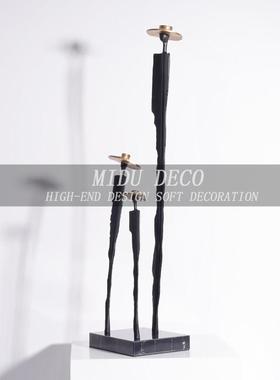 简约现代金属创意戴帽人物工艺品摆件样板房间售楼处客厅软装饰品