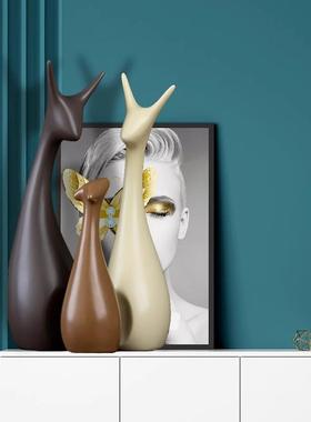 德国家居客厅电视酒柜工艺装饰无障碍豪华现代简单斯堪的纳维亚鹿