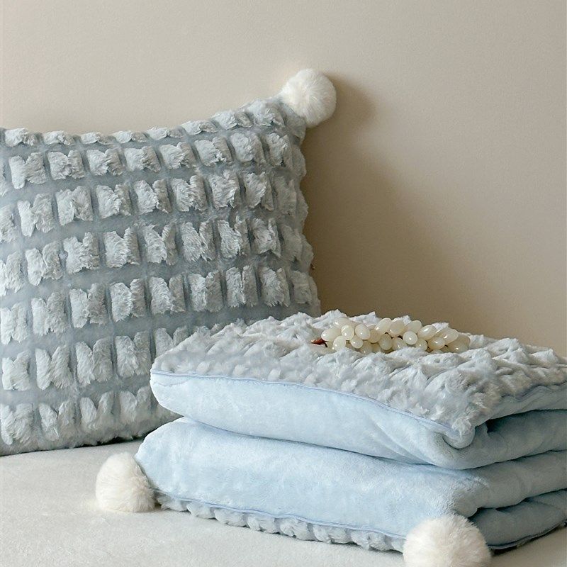 加绒抱枕被子两用二合一可折叠多功能车载午休小毯子办公室学生被,淘宝优惠券,粉丝福利购,淘宝优惠卷