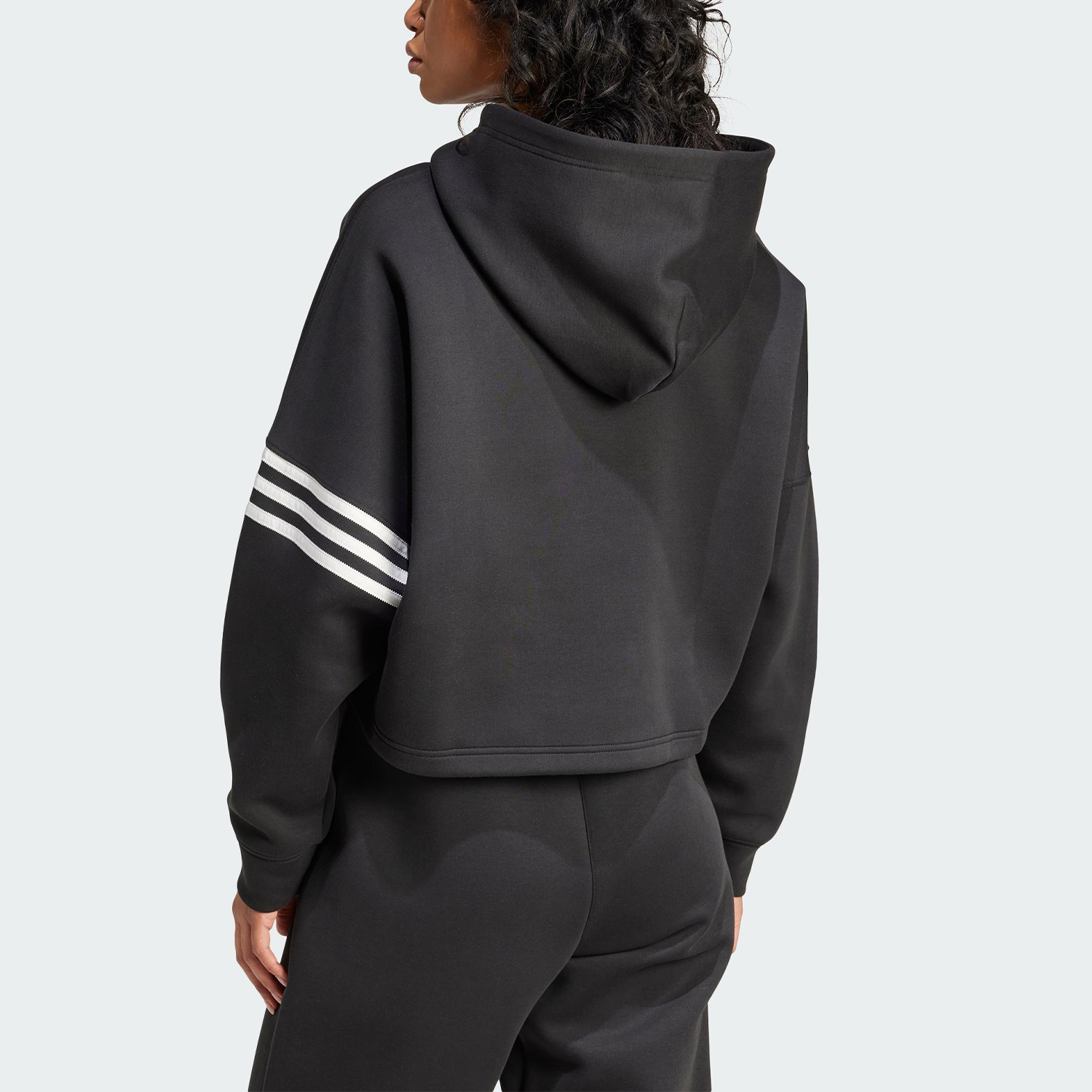 Adidas/阿迪达斯正品三叶草女士条纹运动宽松连帽针织卫衣IW5607 - 图1