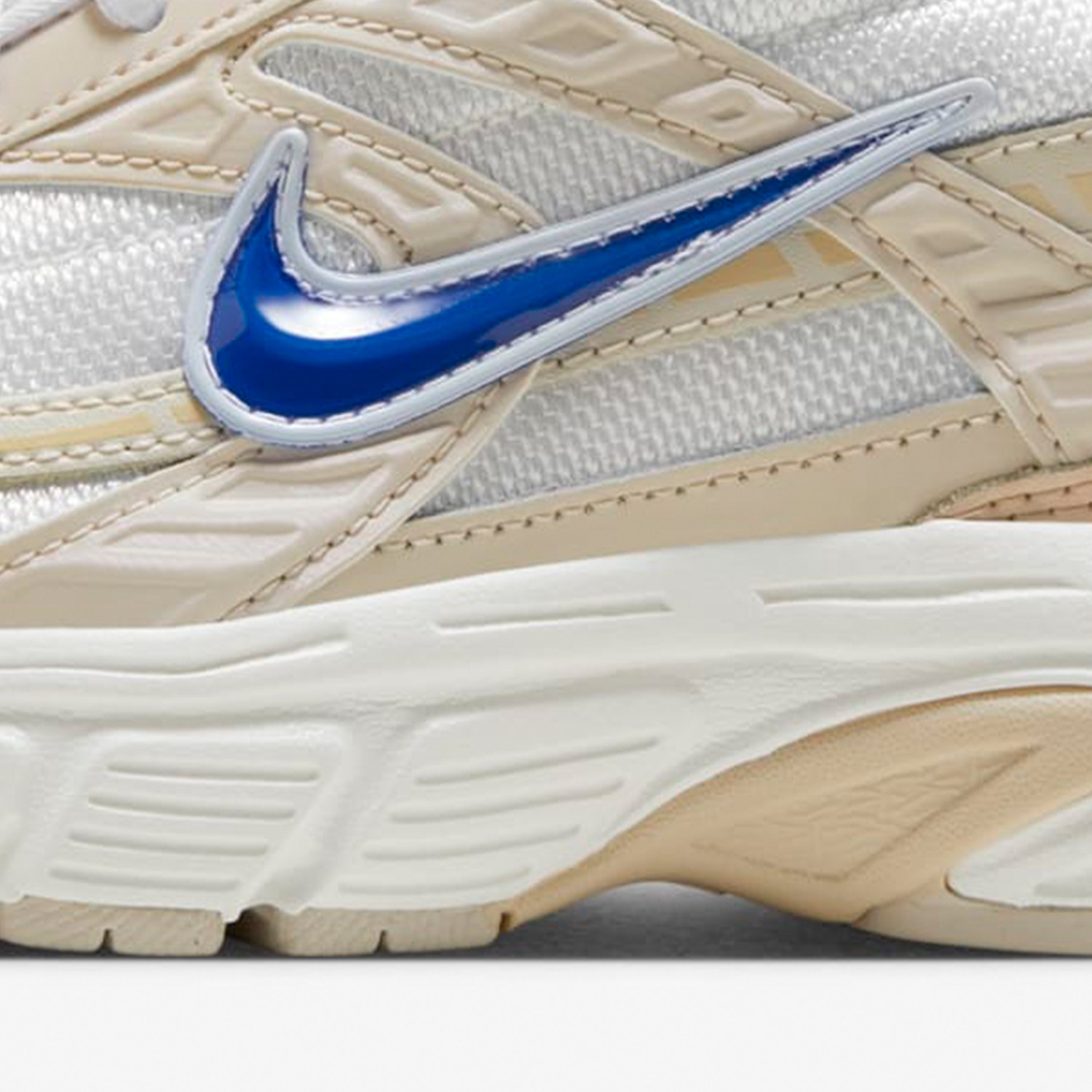 Nike/耐克官方正品秋季新款女士网面透气复古休闲鞋HQ1183-141,淘宝优惠券,粉丝福利购,淘宝优惠卷