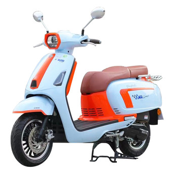 Jialing ອຸດສາຫະກໍາ Jiapeng retro scooter 125c ລົດຈັກສອງລໍ້ແມ່ນປະຫຍັດນໍ້າມັນແລະສາມາດໄດ້ຮັບໃບອະນຸຍາດ