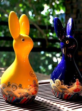 室内家具书架办公桌子中式客厅装饰陶瓷兔子摆件家居饰品可爱卡通