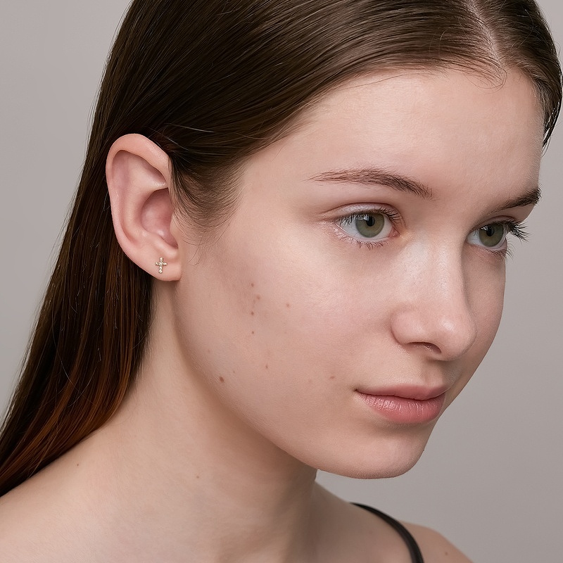 NOJESS【砂糖饼干】十字架9K金钻石耳钉 - 图2