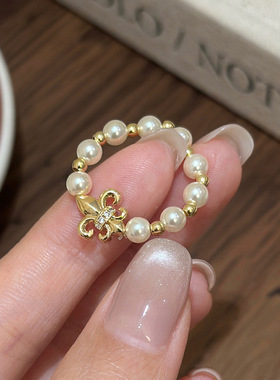 复古鸢尾花珍珠戒指女小众感不掉色食指弹力绳轻奢指环