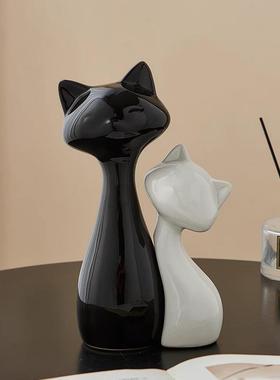 陶瓷猫咪摆件高级感小众情侣客厅电视柜家居软装饰品酒柜现代简约