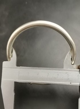 极速藏银镯子一对民族风镯子手工苗银素J面推拉实心手镯复古做旧