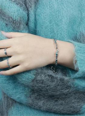 海域冰蓝手链女简约小众设计学生镂空心形手饰