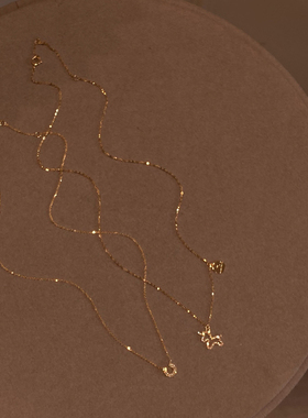 爆闪金色镂空小马圆牌项链女2026