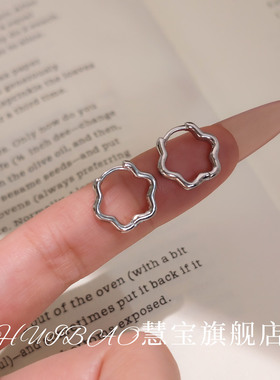 银色波浪花朵镂空耳扣小众高级感