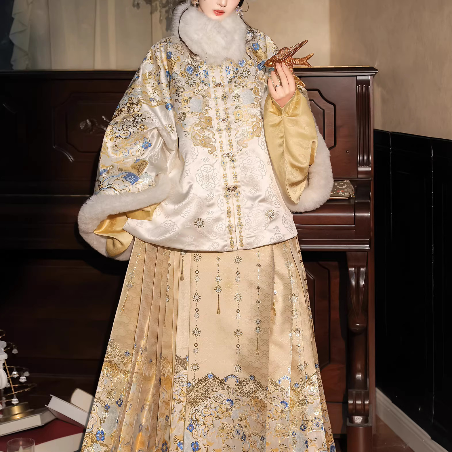 洛如嫣【昭君袄套装】新中式国风明制汉服冬季加厚马面裙套装女,淘宝优惠券,粉丝福利购,淘宝优惠卷