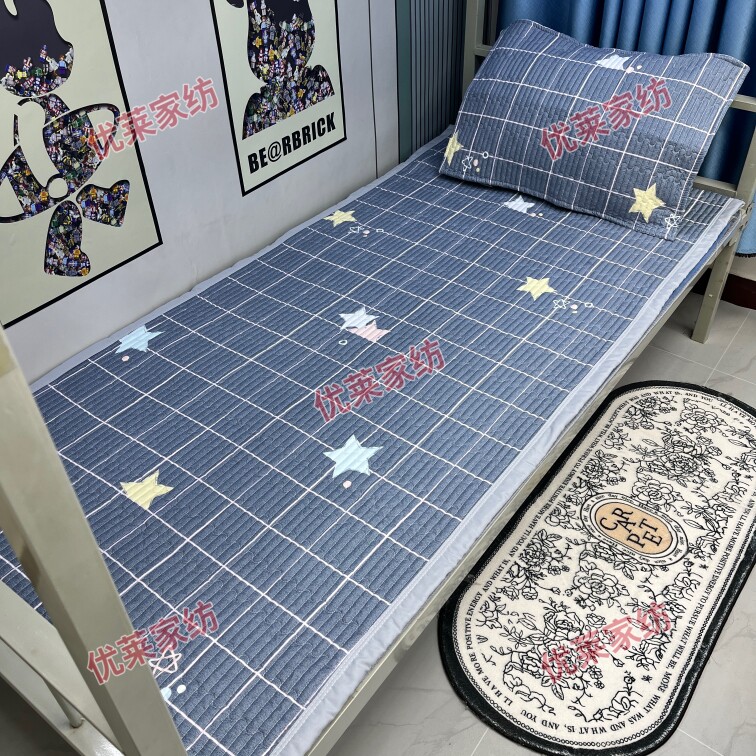 2026 new four-season single mattress, dustproof mat, student dormitory bed cover, multi-functional sofa bay window mat