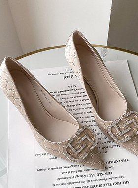 轻奢样板房高跟鞋女小香风女装鞋子套装玄关衣帽间鞋柜高跟鞋展示