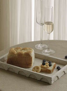 新疆包邮栗石侘寂风复古做旧米色仿洞石水泥托盘摆件民宿样板间收