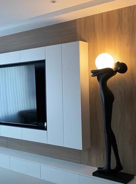 人形雕塑新款艺术客厅立灯