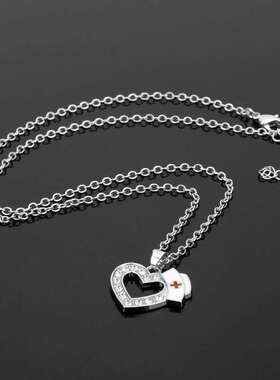 欧美饰品创意镶钻心形护士帽吊坠项链时尚镂空桃心锁骨链