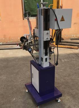 168曲面塑料烫金机气动平面压痕机立式皮革烙印机