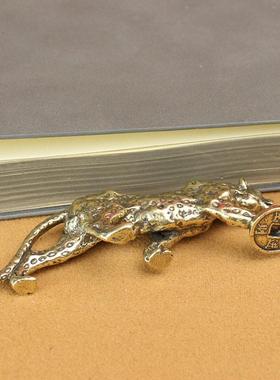 纯黄铜做旧实心金钱豹家居摆饰装饰办公室桌面茶宠摆件手把玩件