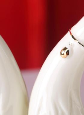 天鹅陶瓷摆件家居装饰品客厅桌面摆设创意闺蜜结婚礼物电视柜客厅