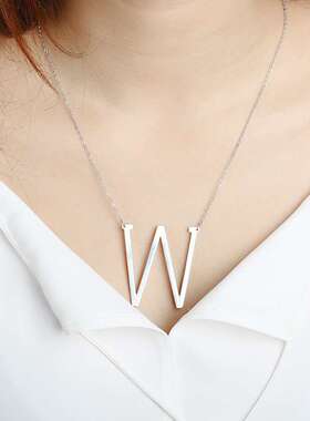 欧美项链26个英文字母项链热销吊坠流行饰品首饰配饰