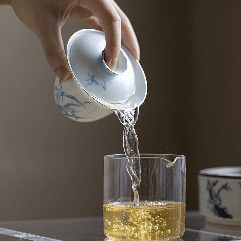 手工玉瓷盖碗青花手绘釉下彩描白金边白瓷防烫手玉兰沁归栀泡茶碗 - 图1