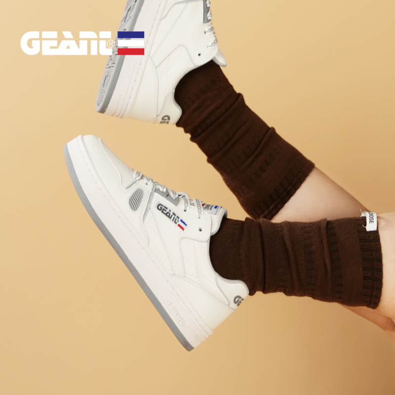 【断码真皮清仓】【经典87】男士经典款复古小白鞋舒适旅游鞋,淘宝优惠券,粉丝福利购,淘宝优惠卷