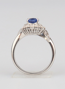 中古95新日本进口商品椭圆形切工蓝宝石群镶钻石戒指铂金90055号