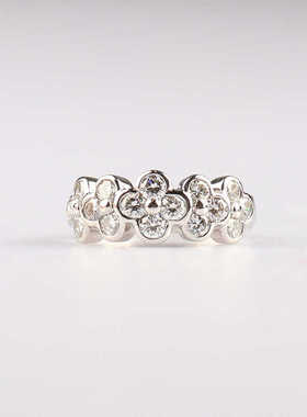 中古95新日本进口商品花形群镶钻石铂金90051号戒指