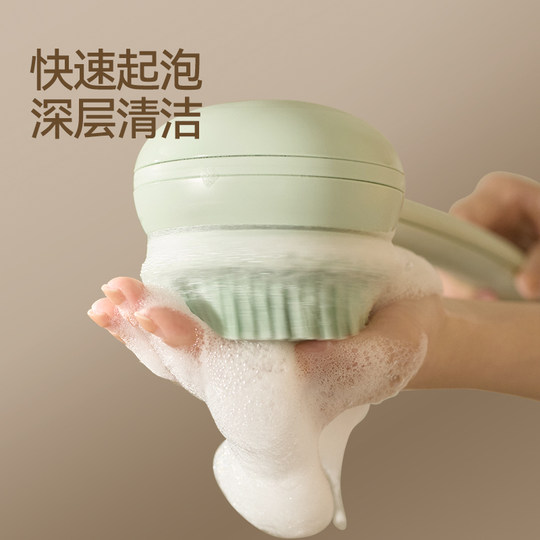 Se puede limpiar y fregar todo el cuerpo. El cepillo para espalda se puede utilizar para bañarse y para todo el cuerpo.