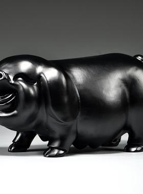 黑色木质猪摆件实木雕刻十二生肖黑色猪吉祥物客厅补角装饰工厂家